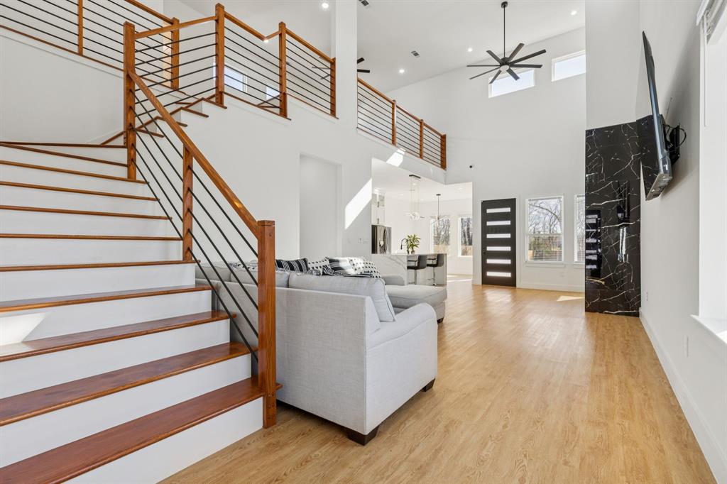 FRUITDALE ACRES 3 - Residential