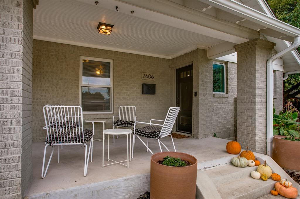 2606 W 12th Street