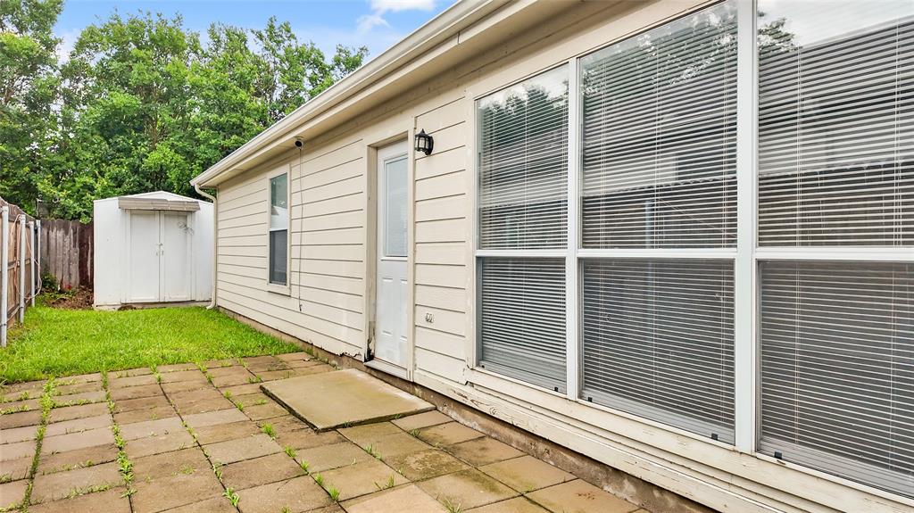 10513 Shadywood Drive