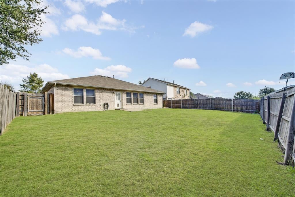 729 Raven Drive
