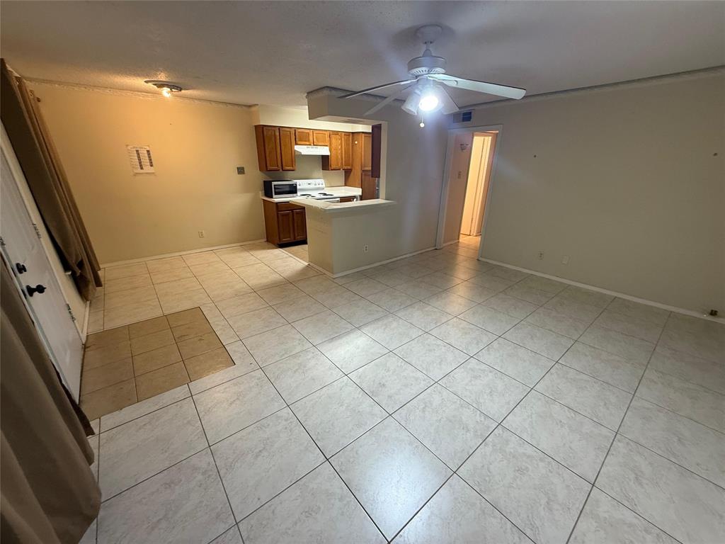 Burgundy Condo - Residential