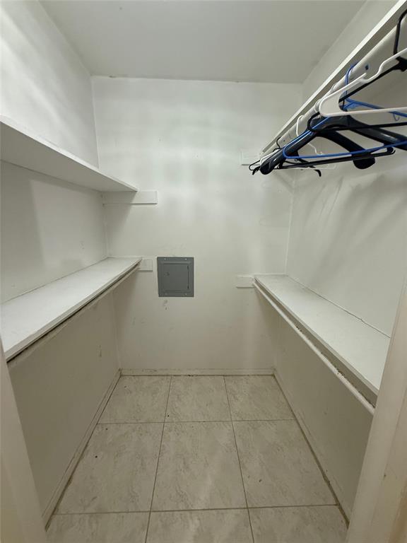 Burgundy Condo - Residential