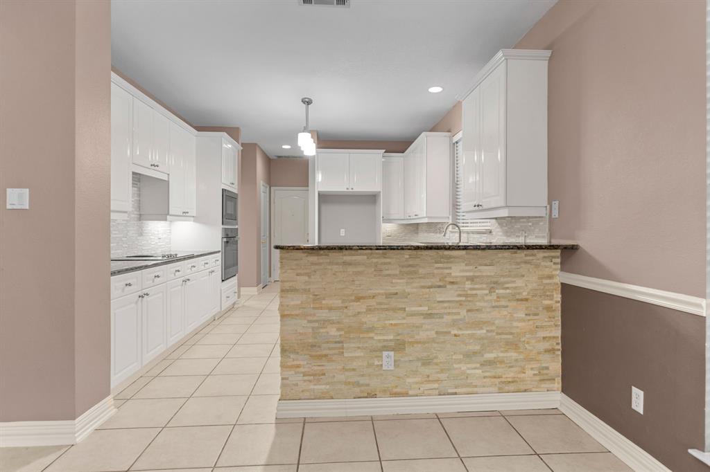 Trophy Club # 6 - Residential Lease