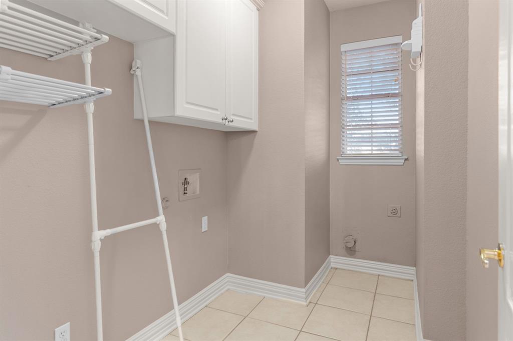 Trophy Club # 6 - Residential Lease