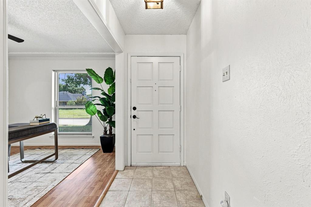 2517 Lawnview Drive