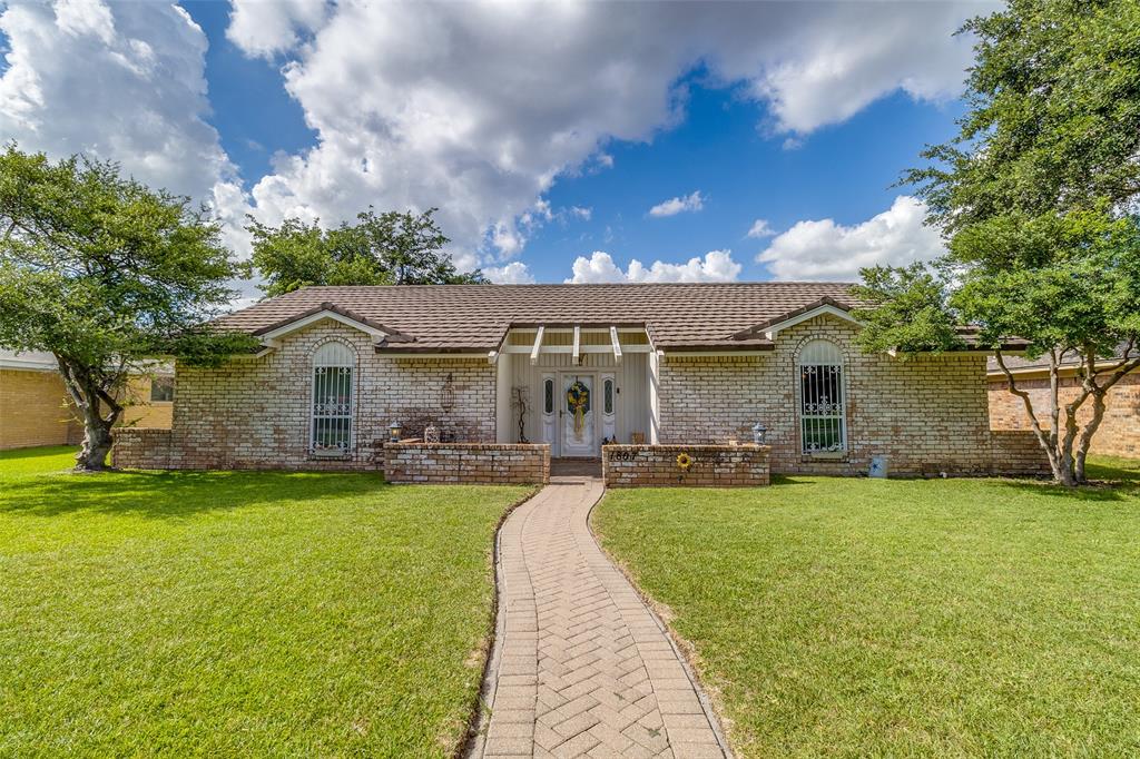 1807 Marquette Drive