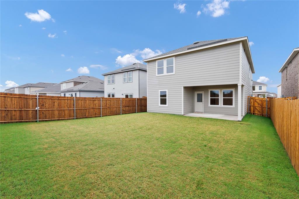 Coyote Meadows Phase 1B - Residential Lease