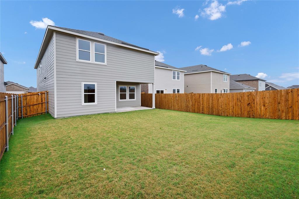 Coyote Meadows Phase 1B - Residential Lease