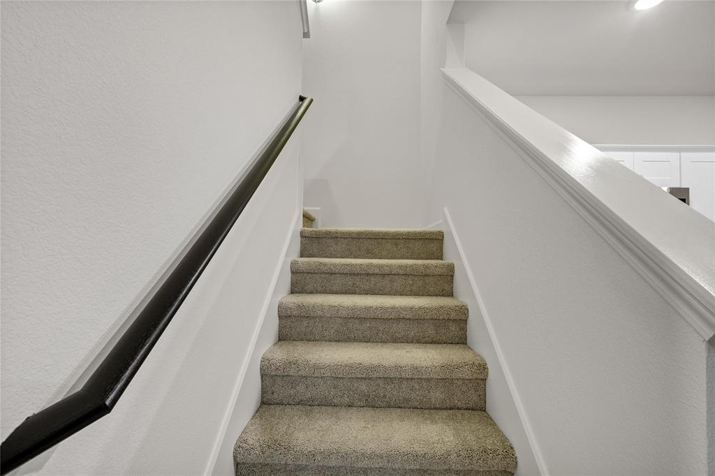 Coyote Meadows Phase 1B - Residential Lease