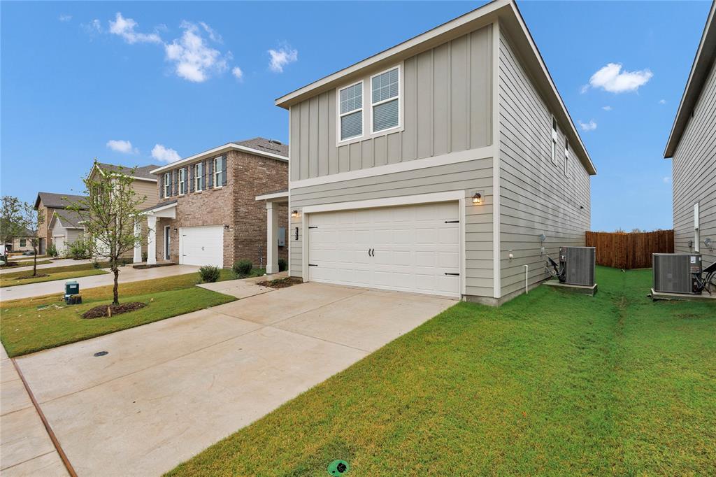 Coyote Meadows Phase 1B - Residential Lease