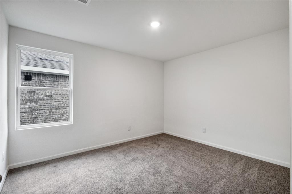 Coyote Meadows Phase 1B - Residential Lease