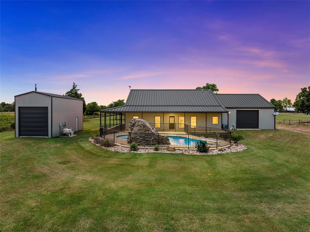 225 County Road 423