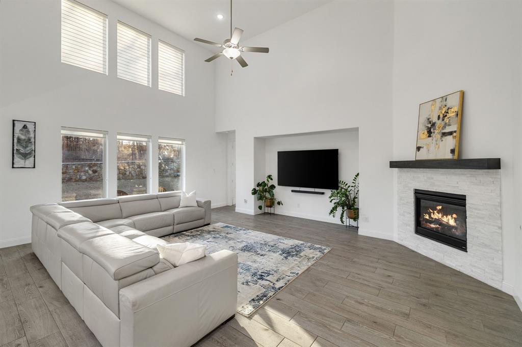 10736 Smoky Oak Trail