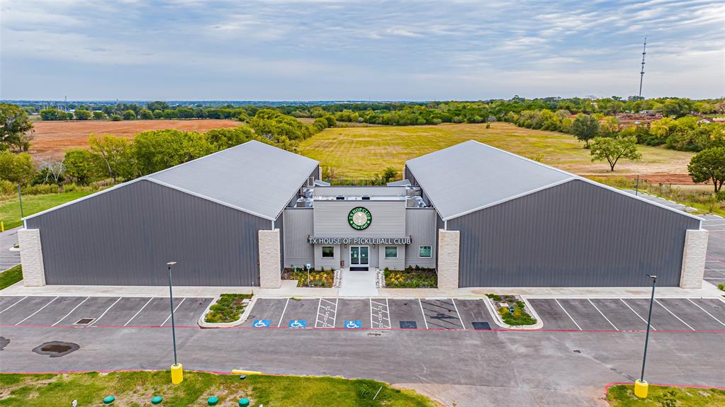 Corridor 51 Business Center - Commercial Sale