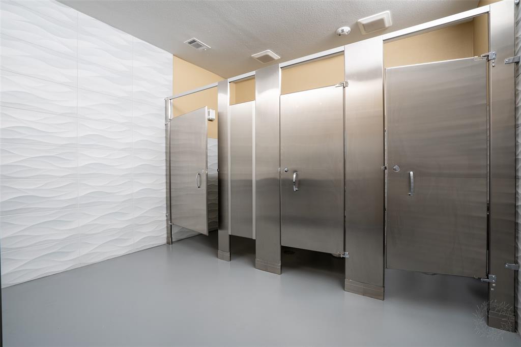 Corridor 51 Business Center - Commercial Sale