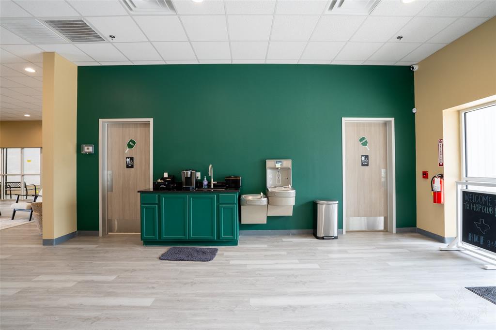 Corridor 51 Business Center - Commercial Sale