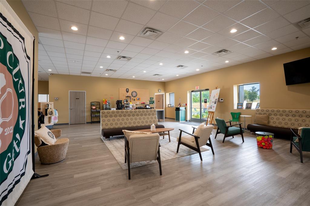 Corridor 51 Business Center - Commercial Sale