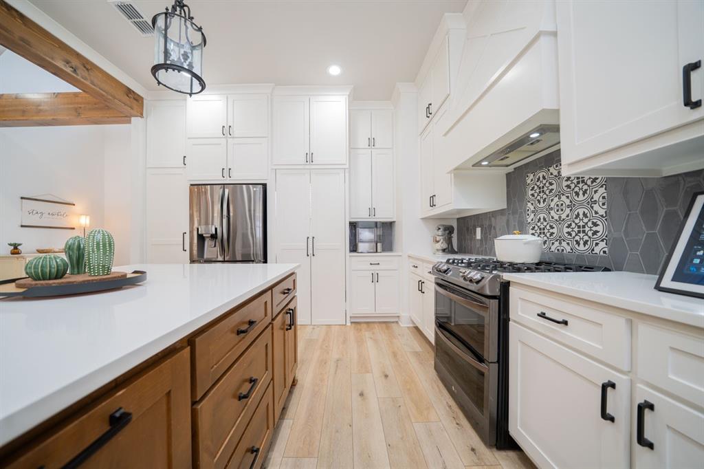 Stallion Lake Ranch - Residential