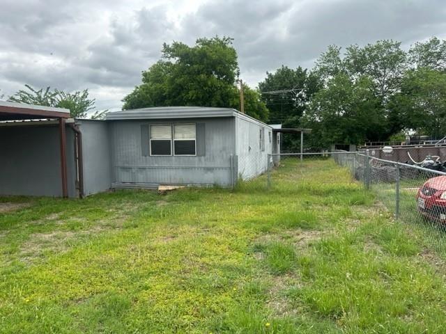 1505 Dawn Drive N
