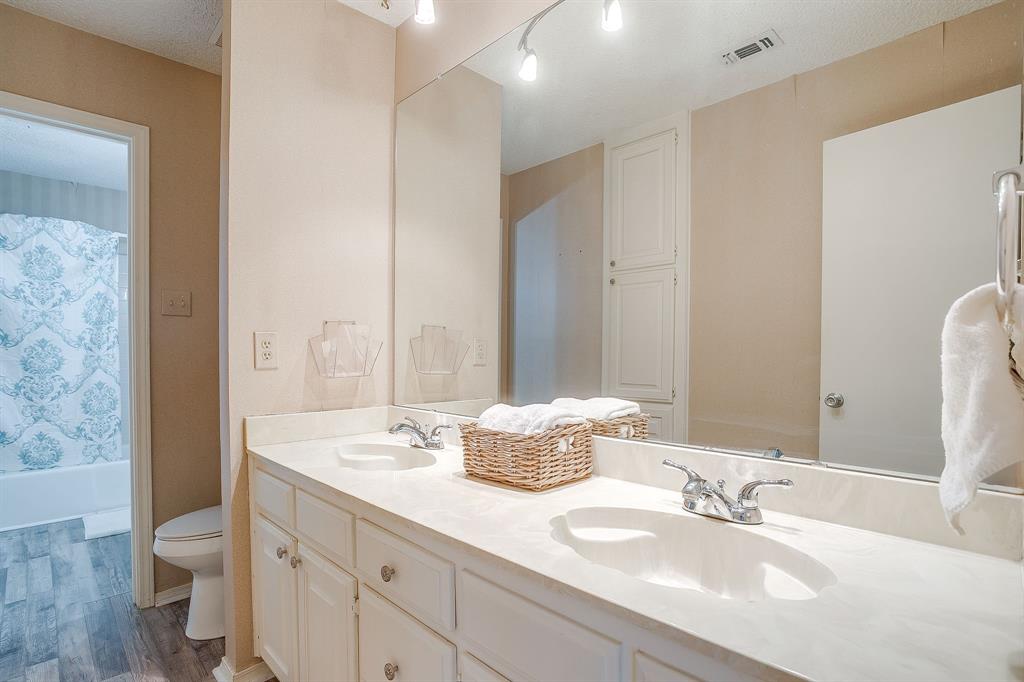 Pecan Acres Condo - Residential