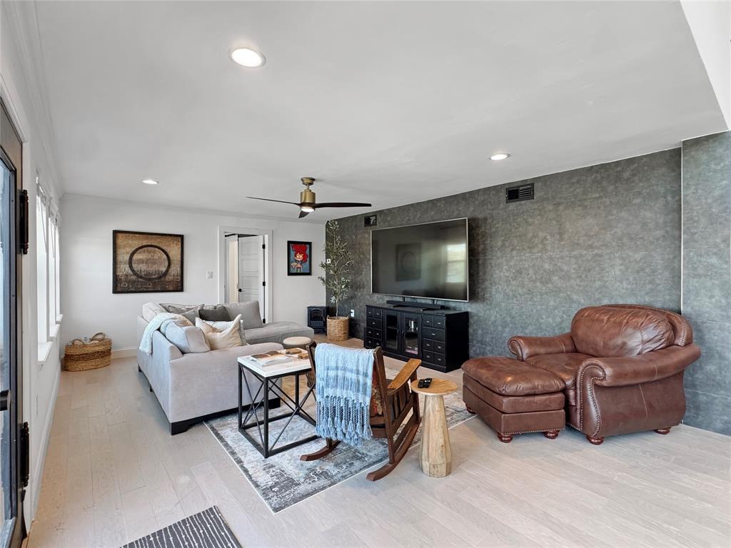 Lake Worth Leases Add - Residential