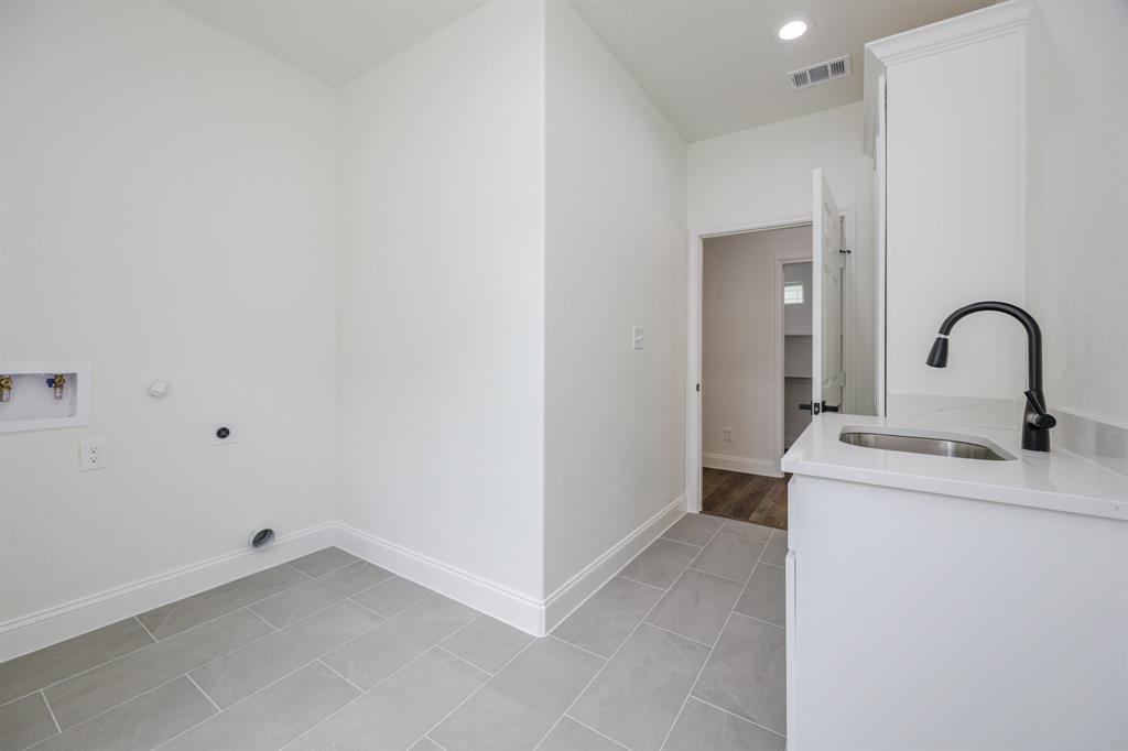 Hidden Oaks Estates - Residential