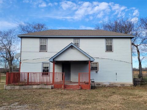 Photo of 5672 E Interstate 30, Campbell, TX 75422 (MLS # 21139831)