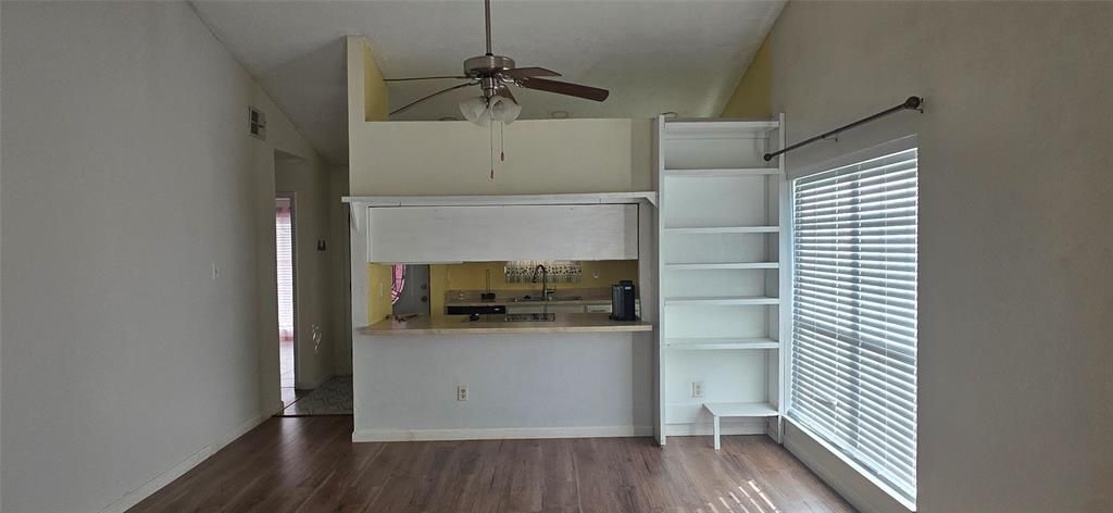 Photo of 822 Colchester Drive, Mesquite, TX 75149 (MLS # 21208587)