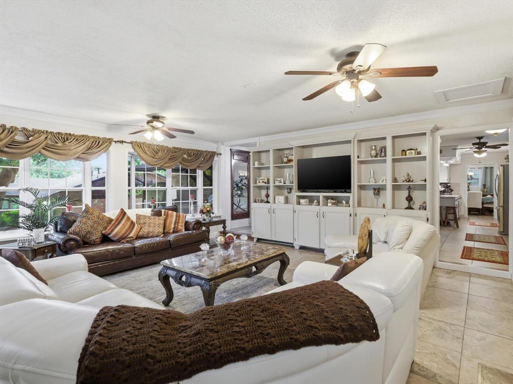 Oaks The Arlington - Residential