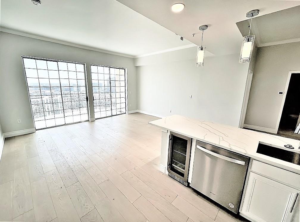 Renaissance On Turtle Creek Condo - Residential Lease