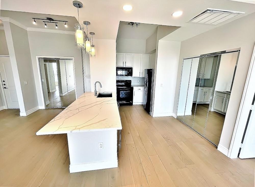 Renaissance On Turtle Creek Condo - Residential Lease