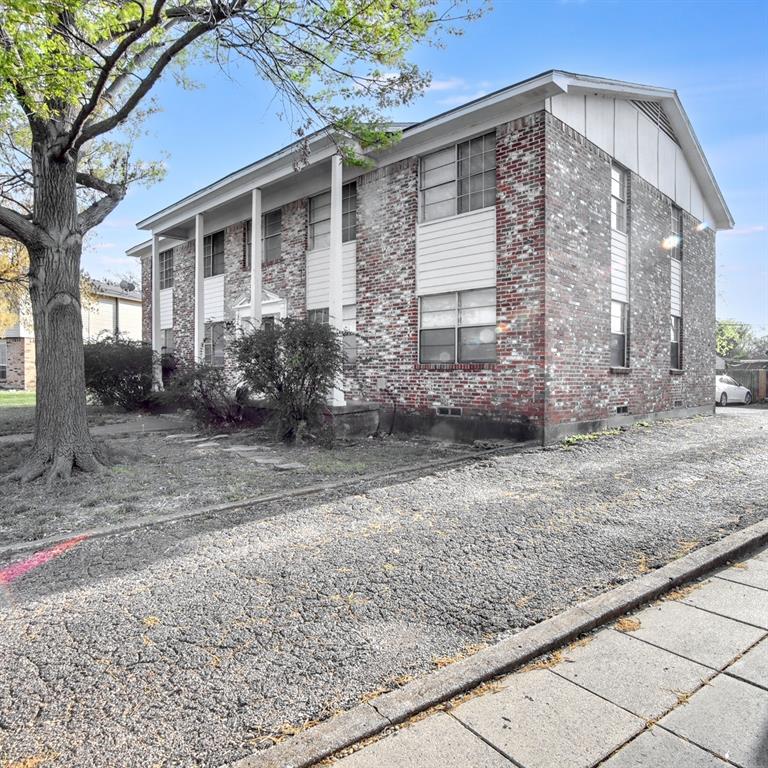 2725 Patricia Lane