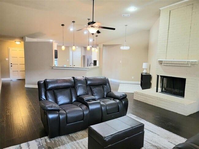 213 Springridge Lane