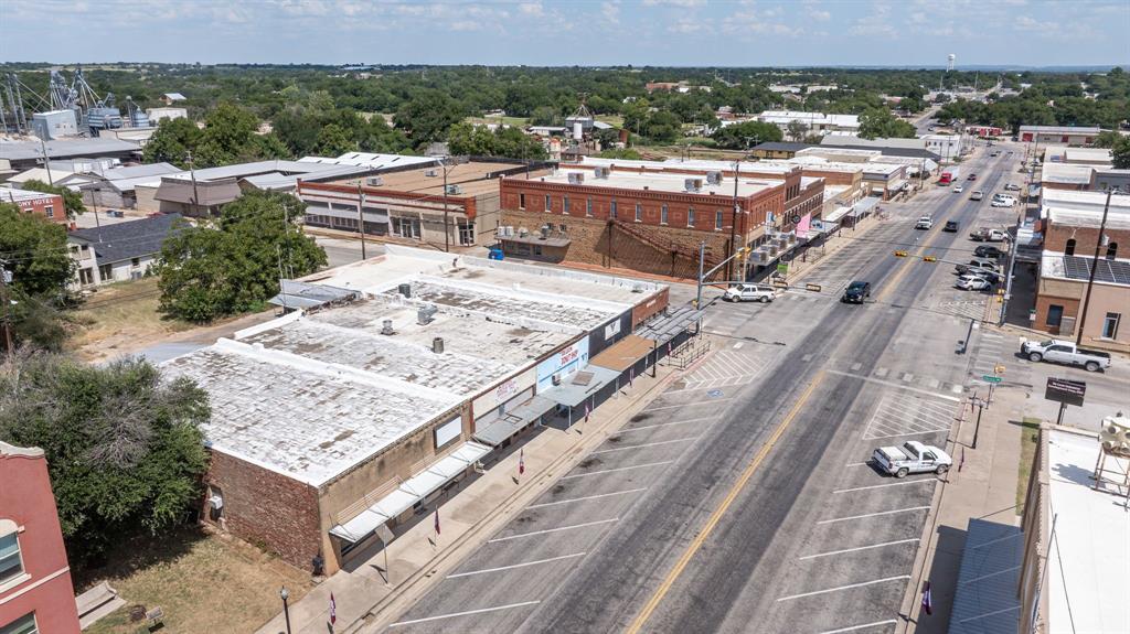 Orig Deleon - Commercial Sale