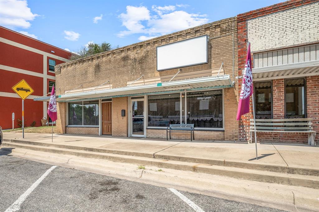 Orig Deleon - Commercial Sale