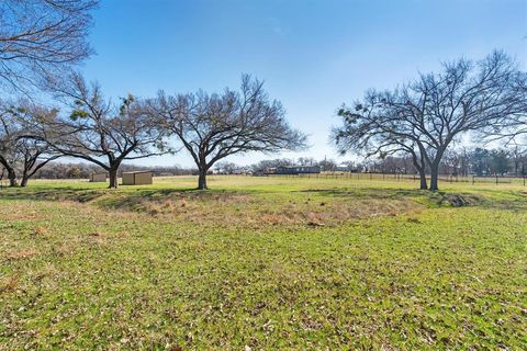 700 Gilliland Road Springtown TX 76082