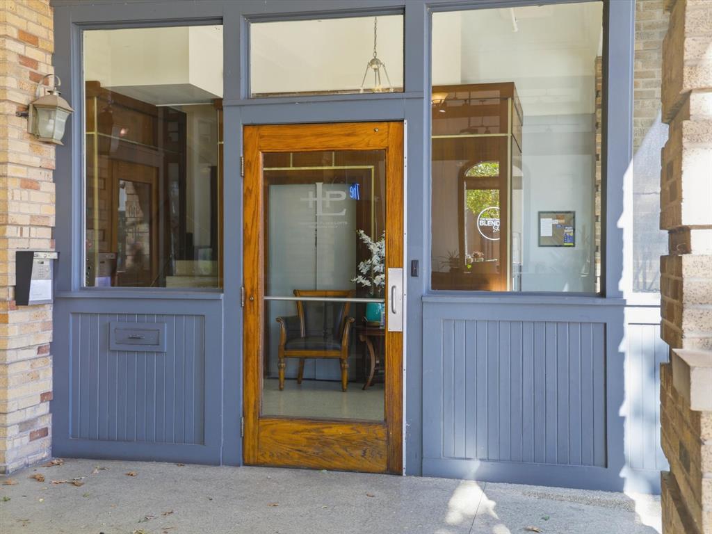 Houston Place Lofts Condo - Residential Lease