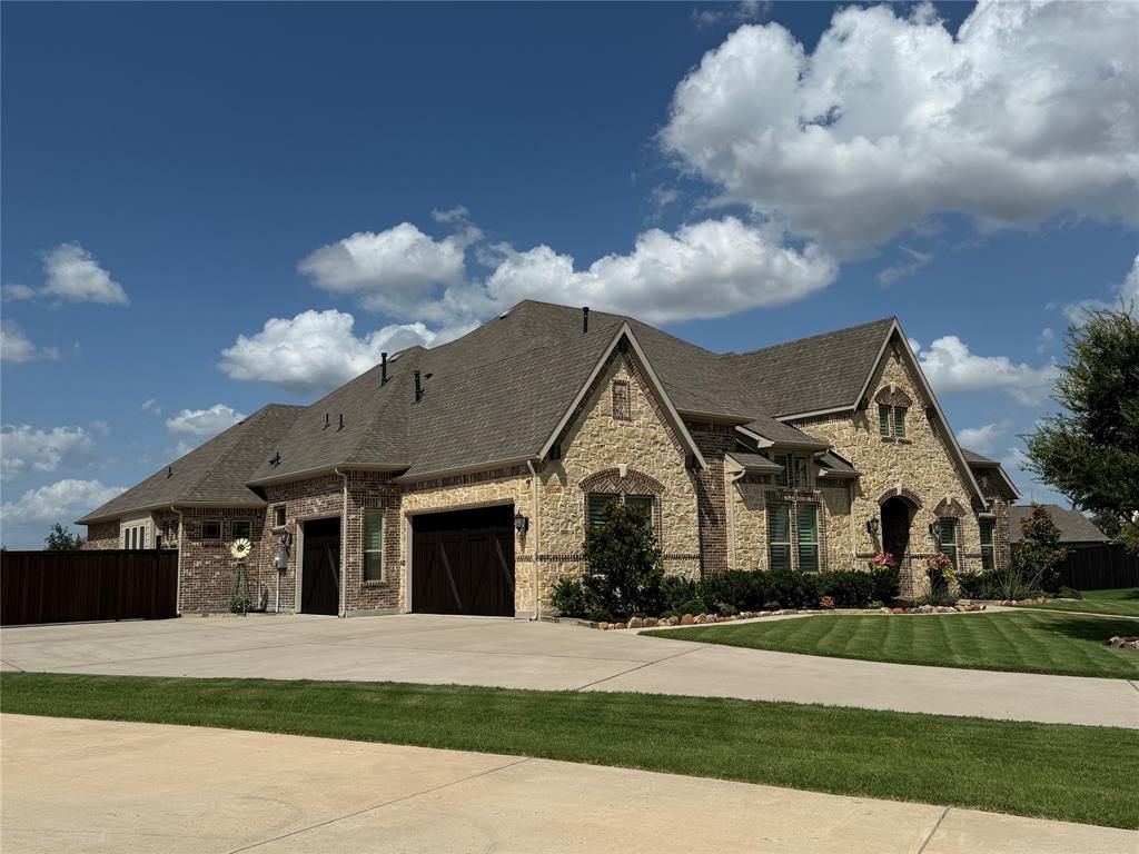 Photo of 1611 Saint Claire Court, Prosper, TX 75078 (MLS # 21113767)