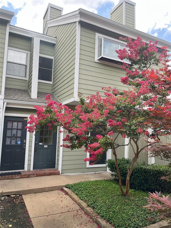 Bent Trail Twnhms - Residential