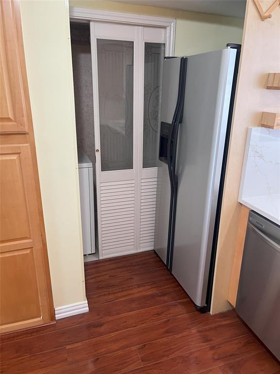 Bent Trail Twnhms - Residential