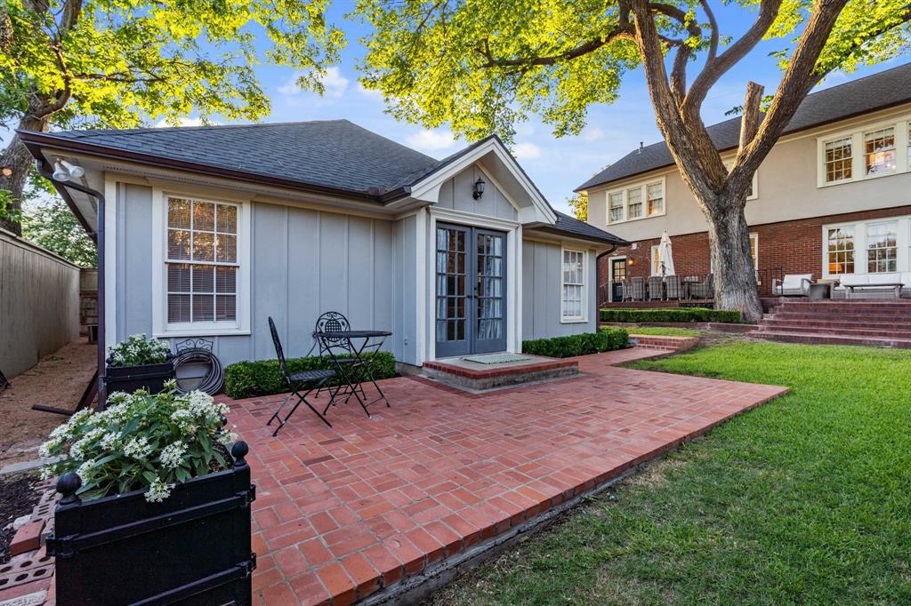 Chamberlain Arlington Heights 1st - Residential