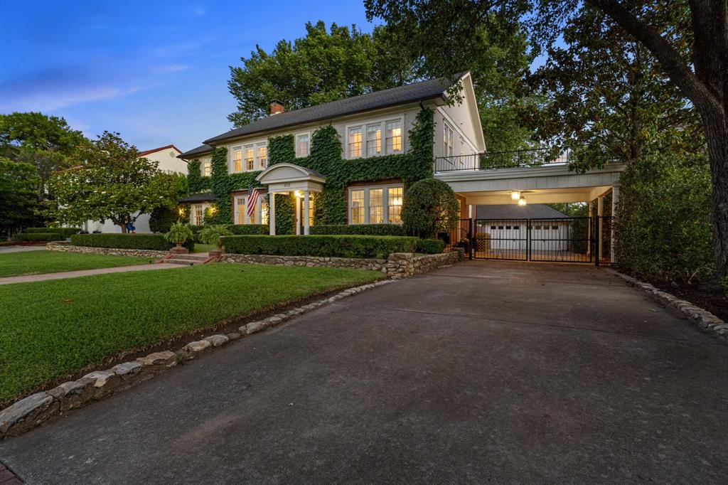 Chamberlain Arlington Heights 1st - Residential