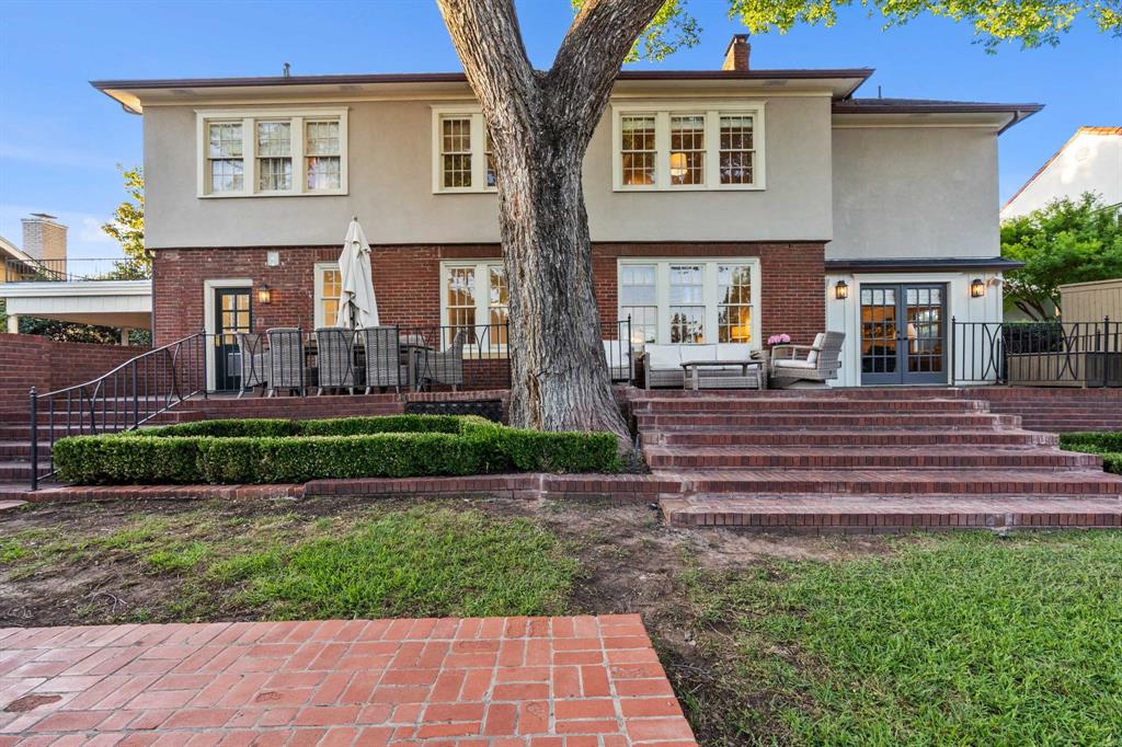 Chamberlain Arlington Heights 1st - Residential