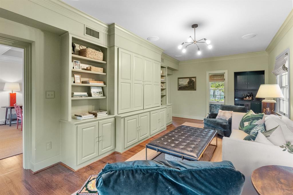 Chamberlain Arlington Heights 1st - Residential