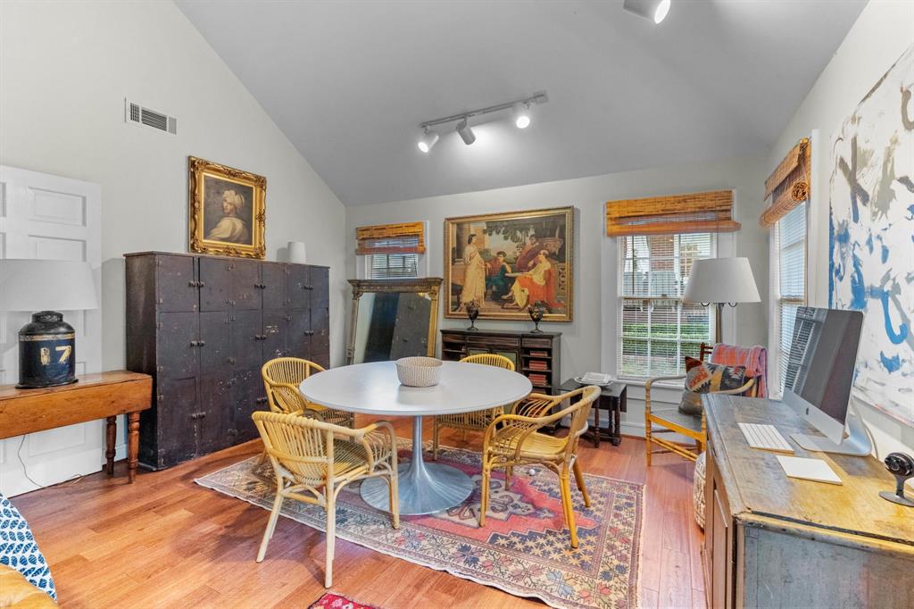 Chamberlain Arlington Heights 1st - Residential