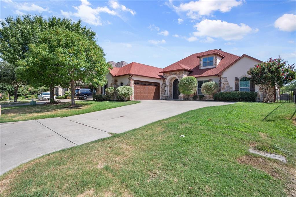Photo of 3325 Vista Lake Circle, Mansfield, TX 76063 (MLS # 21369011)