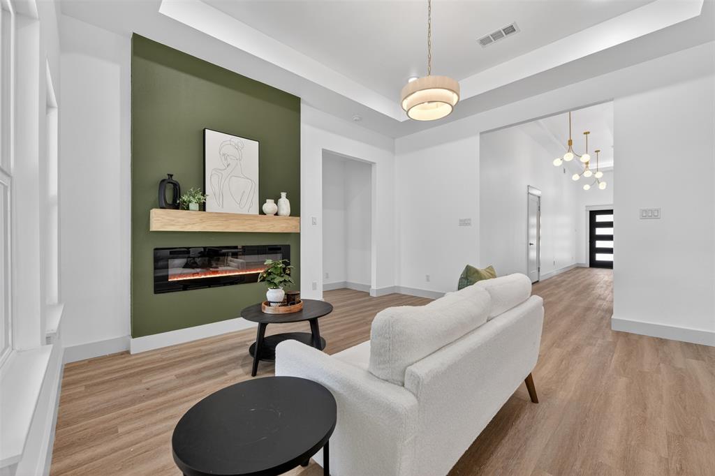 Willi Walter #4 Add - Residential