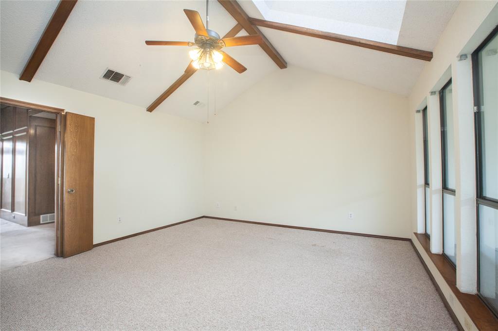 1409 Geneva Lane