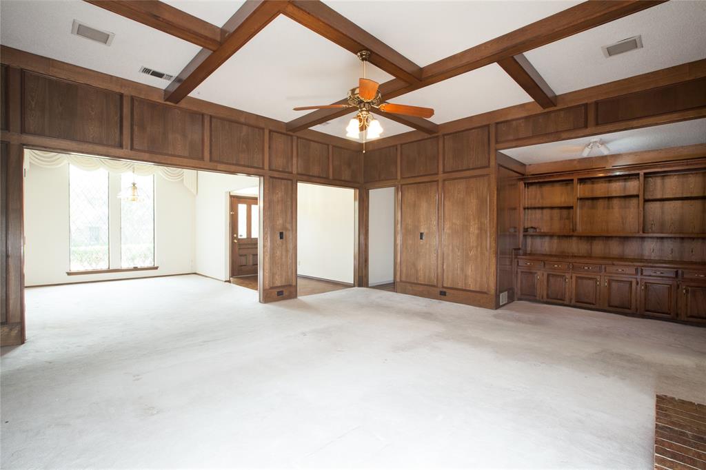 1409 Geneva Lane
