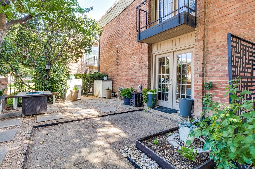 Beaulieu Condo - Residential